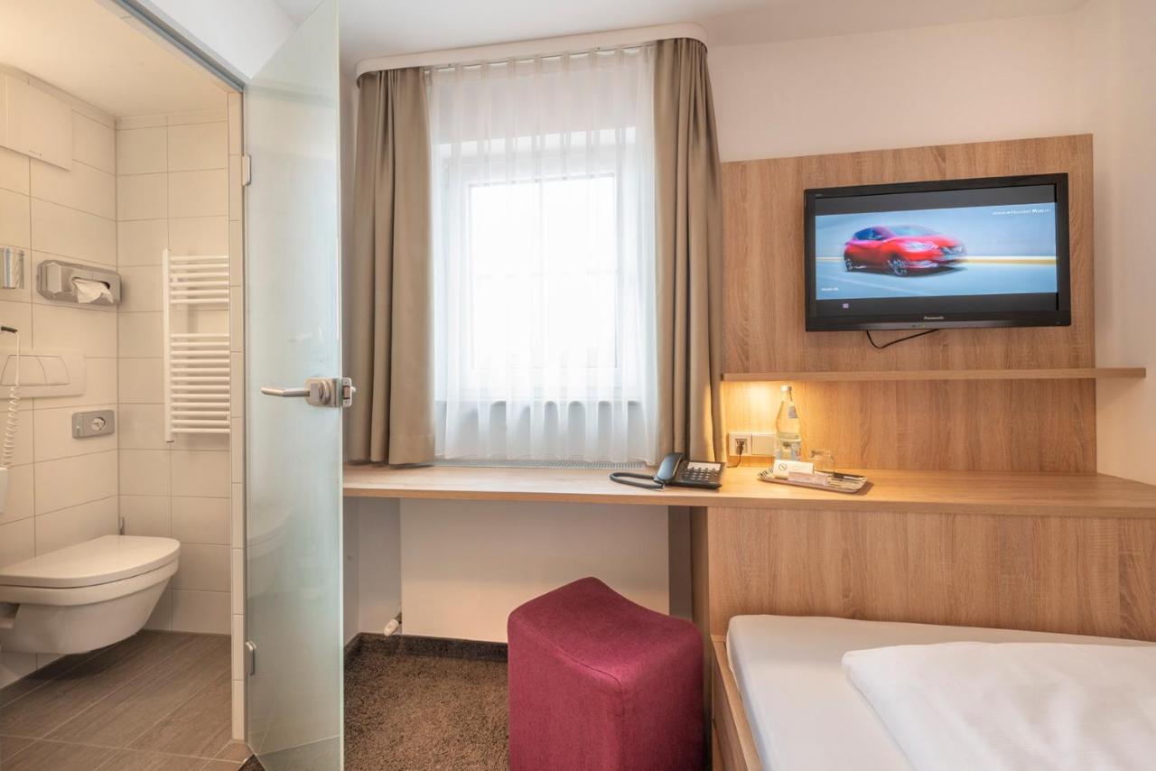 Hotel Gasthof Zum Roessle Heilbronn Dış mekan fotoğraf
