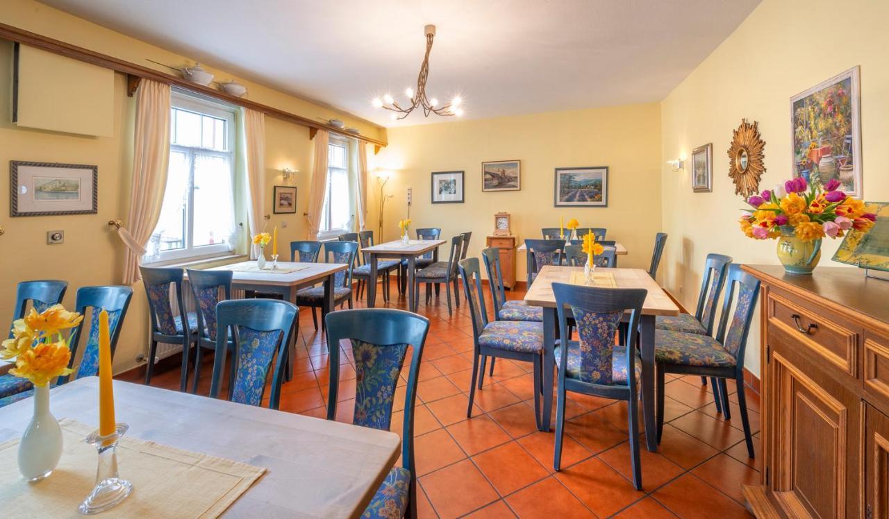 Hotel Gasthof Zum Roessle Heilbronn Dış mekan fotoğraf