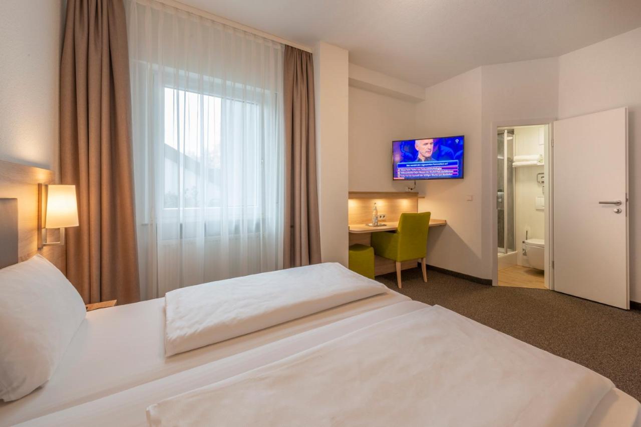 Hotel Gasthof Zum Roessle Heilbronn Dış mekan fotoğraf